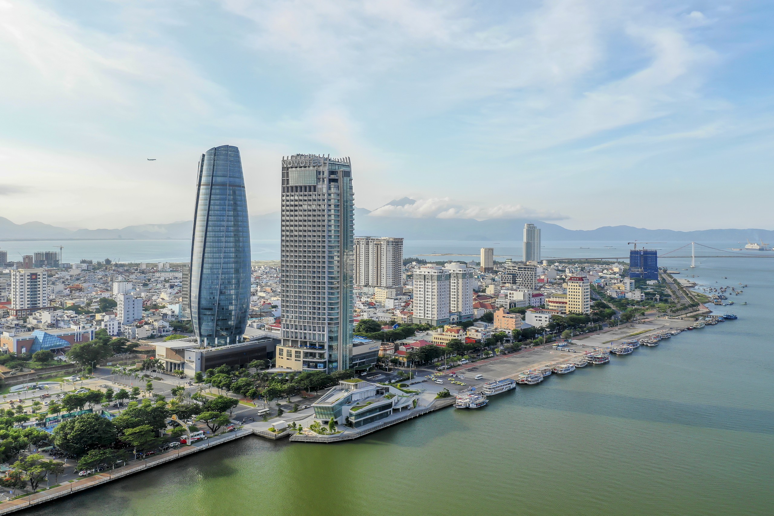 Nghị quyết 21: Thúc đẩy thị trường BĐS phát triển minh bạch, bền vững - Ảnh 2.