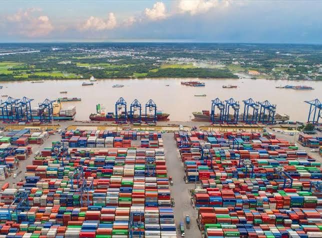 Siêu đô thị giàu có nhất Việt Nam chuẩn bị hình thành 3 đại cảng, đặt mục tiêu trở thành trung tâm vận tải biển của châu Á - Ảnh 1.