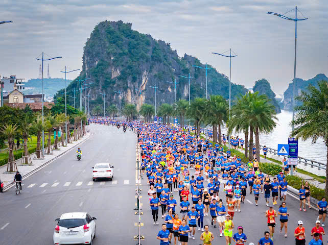 Giải Marathon Quốc tế Di sản Hạ Long 2026 dự kiến thu hút 18.000 VĐV - Ảnh 2.