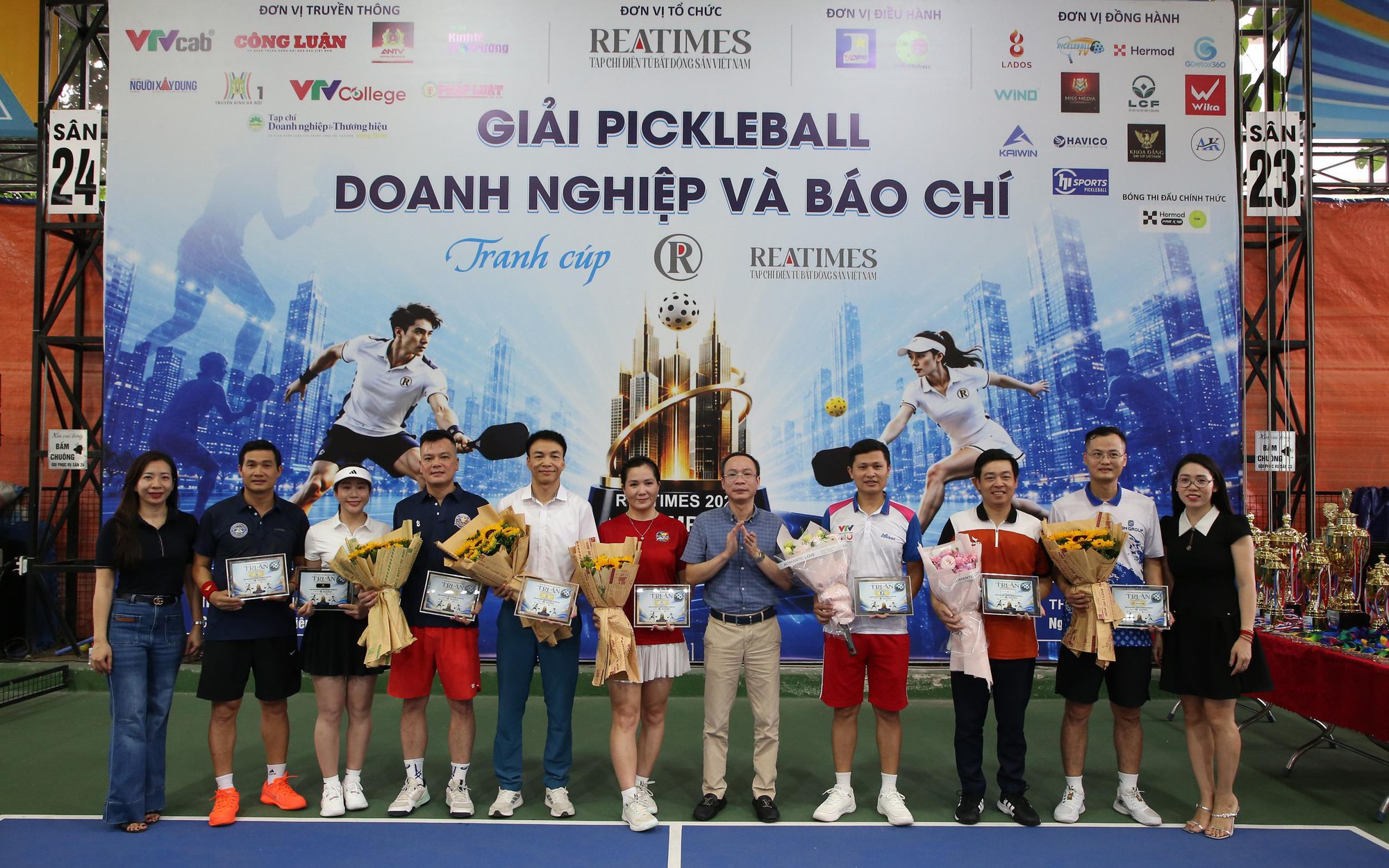 Bế mạc Giải Pickleball Báo chí và Doanh nghiệp tranh cúp Reatimes 2026: Dấu ấn tinh thần thể thao và sự gắn kết - Ảnh 2.