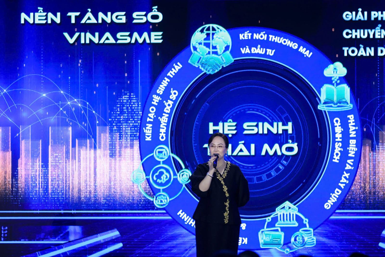 Thủ tướng Lê Minh Hưng: Doanh nghiệp nhỏ và vừa phải trở thành nền tảng vững chắc và nguồn bổ sung cho doanh nghiệp vừa và doanh nghiệp lớn - Ảnh 9.