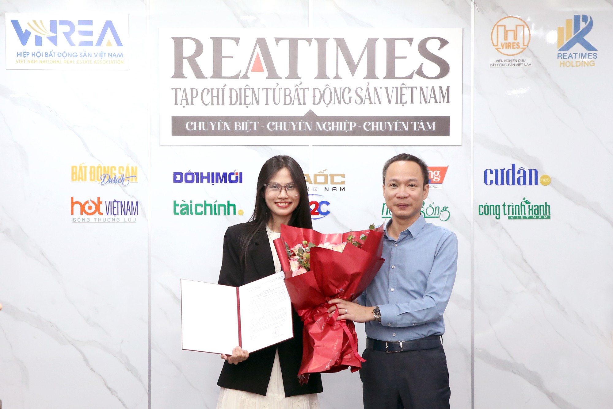 Bổ nhiệm Giám đốc và Phó Giám đốc Trung tâm Dịch vụ Sản xuất Nội dung Số  - Ảnh 1.