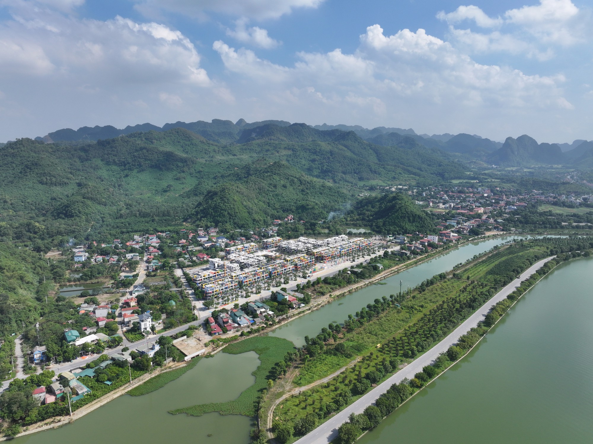 Từ DNA nghỉ dưỡng đến tư duy kiến tạo không gian sống tại Flamingo Golden Hill - Ảnh 3.