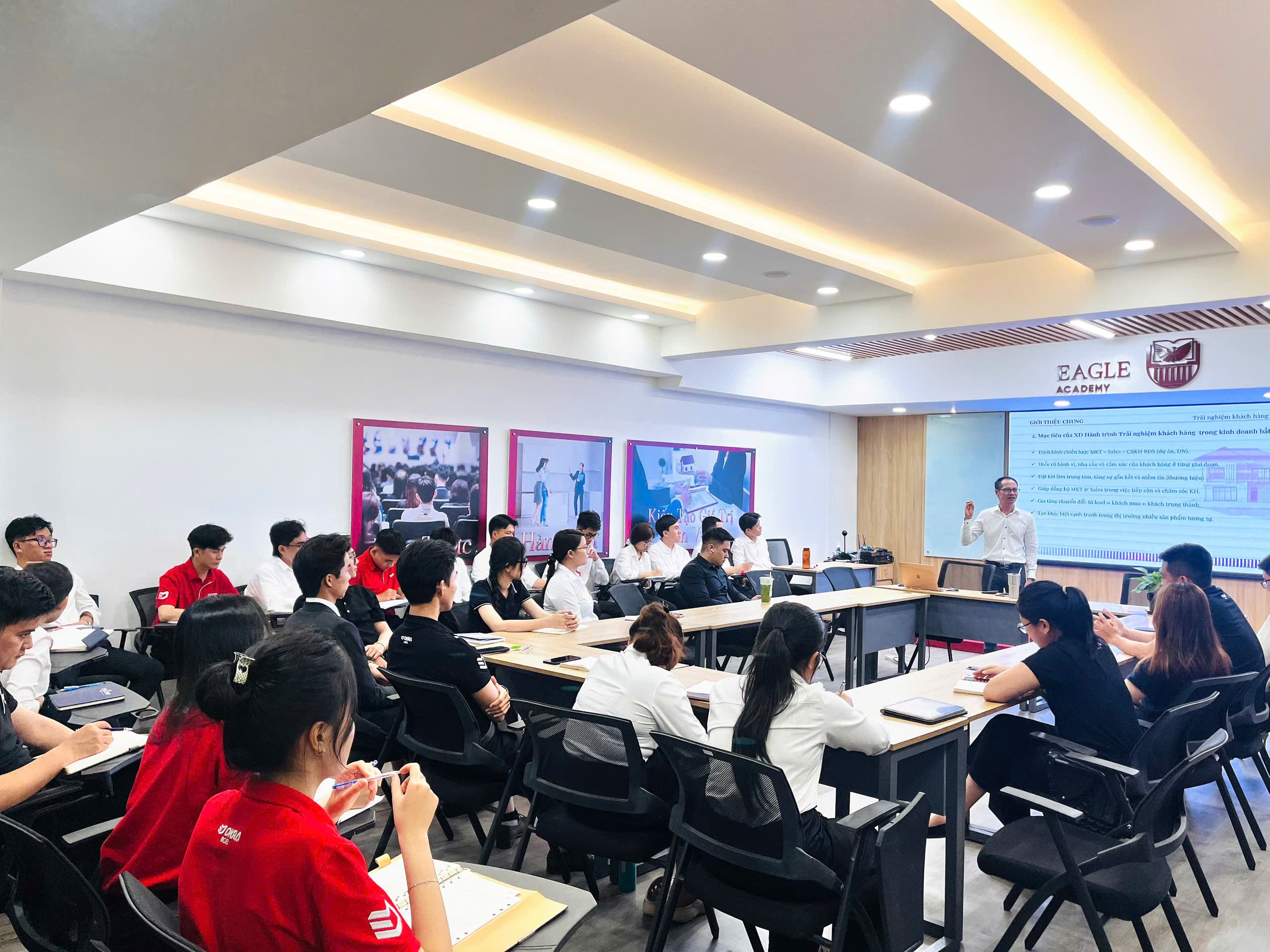 Eagle Academy: Thị trường cạnh tranh đòi hỏi người làm bất động sản tích hợp năng lực mới - Ảnh 1.