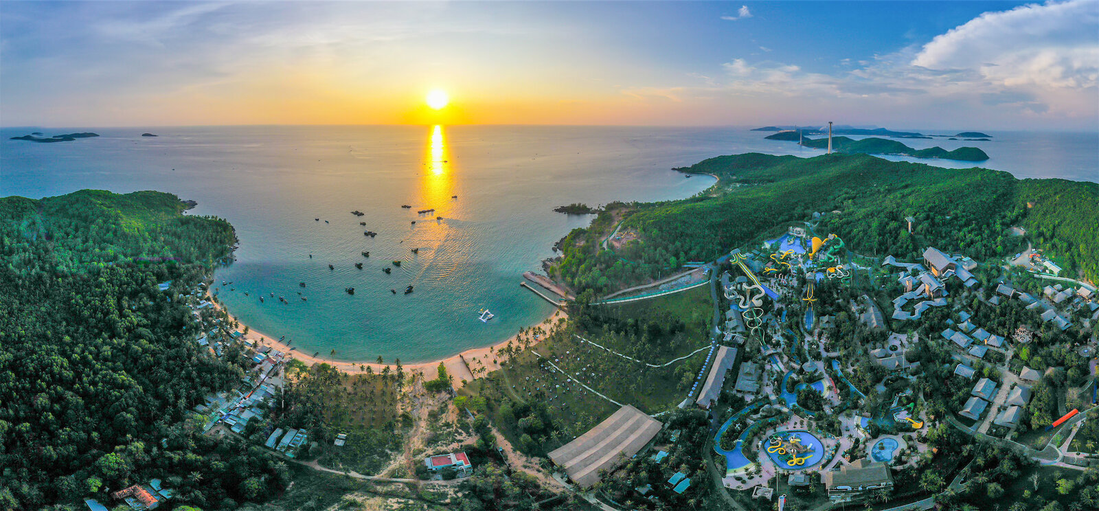 PGS. TS. Phạm Trung Lương: APEC 2027 có thể mở ra một giai đoạn phát triển đột phá cho đô thị du lịch Phú Quốc - Ảnh 25.