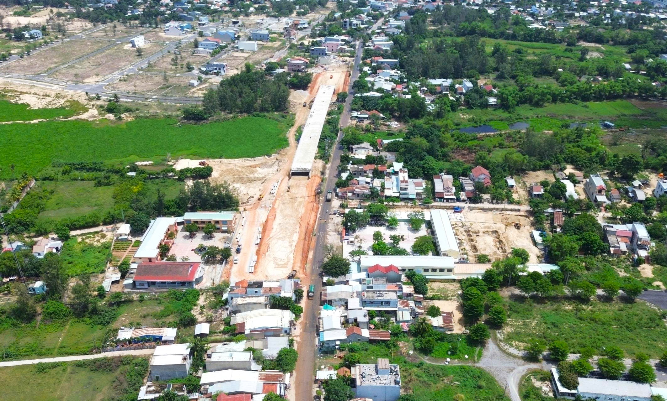 Giữ lòng dân trên đất nóng: Bài 3 - Để cầu thôi chờ đường - Ảnh 4.