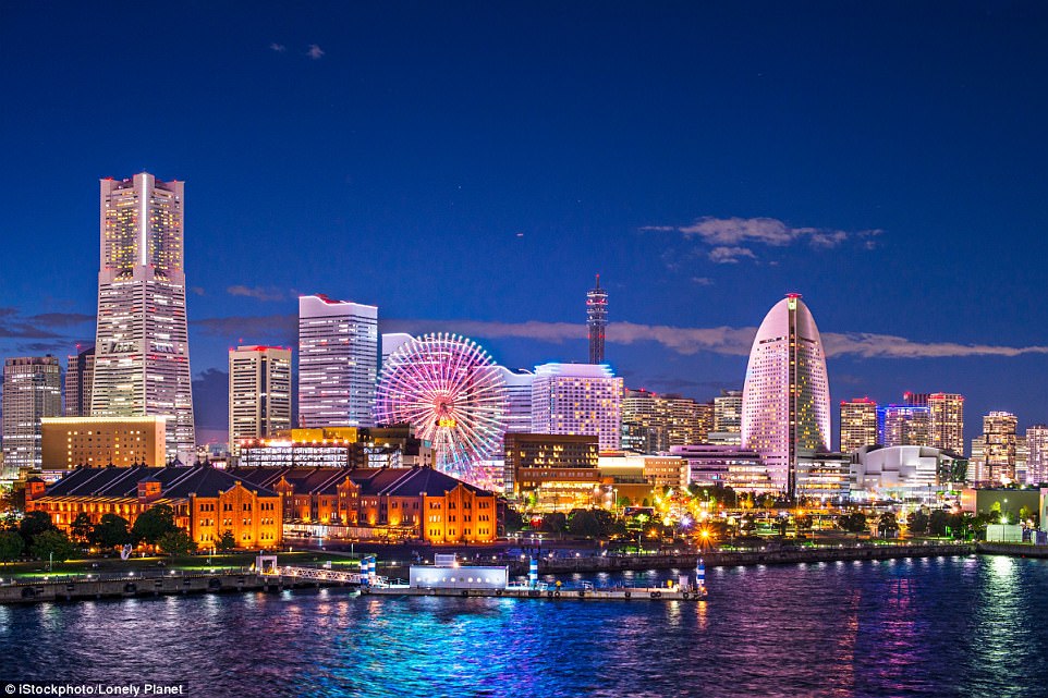 Tốc độ: Thành phố Yokohama, thành phố lớn thứ hai của đất nước, chỉ cách thủ đô Tokyo, 20 phút đi tàu lửa