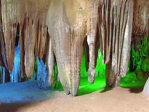 Động Phong Nha Việt Nam