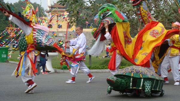 Biểu diễn múa tứ linh du xuân