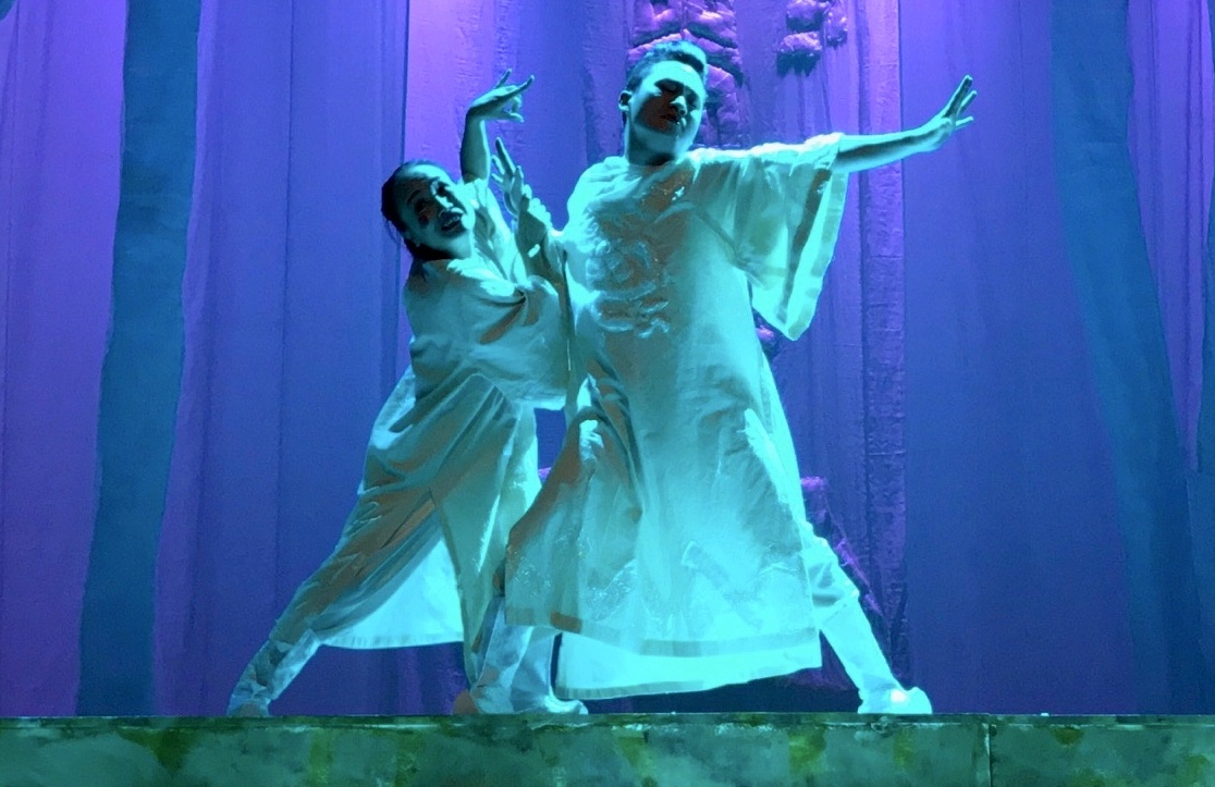 Khánh Linh và Tùng Dương trên sân khấu tập 