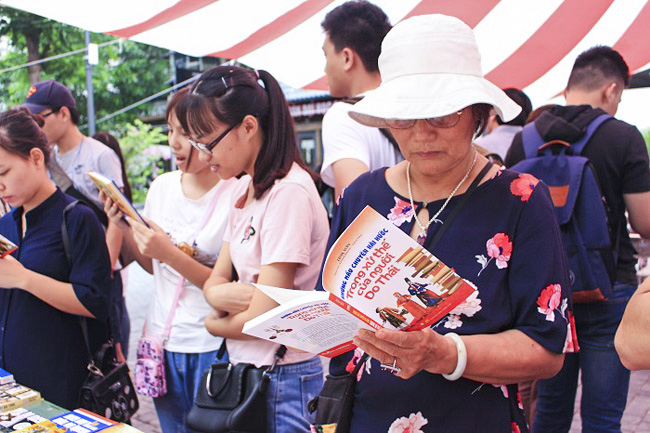 Văn hóa Do Thái luôn được cả thế giới ngưỡng mộ. Độc giả ở độ tuổi nào cũng có thể bị thu hút