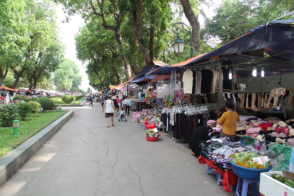 Với trên 100 gian hàng tại công viên Thống Nhất, hội chợ thực sự là điểm đến lý tưởng cho các gia đình ngày 1/6.