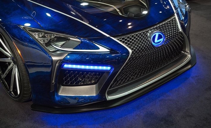 Ngắm phiên bản độc nhất Lexus LC500 Black Panther với mặt nạ siêu anh hùng Marvel