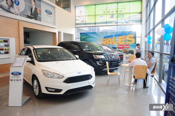 Một góc Sài Gòn Ford – Phổ Quang