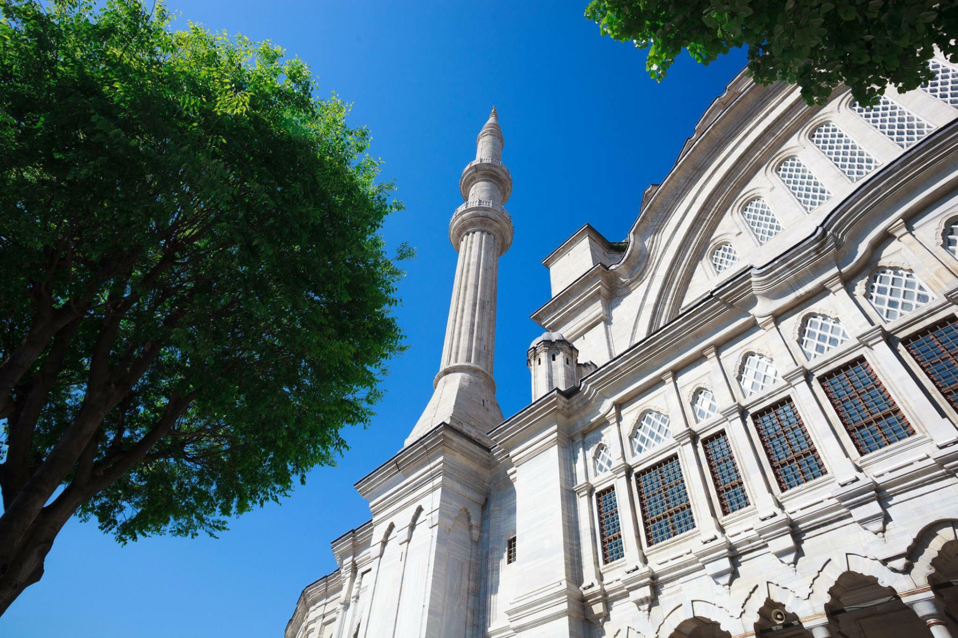 Nhà thờ Hồi giáo Nuruosmaniye, Istanbul.