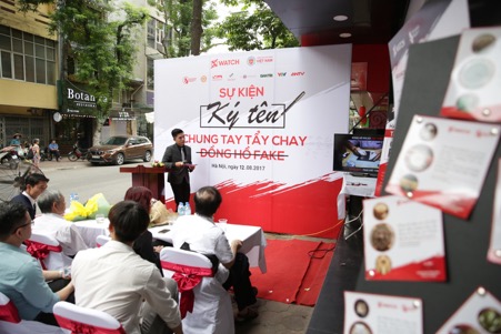 Sự kiện Ký tên chung tay tẩy chay đồng hồ fake.