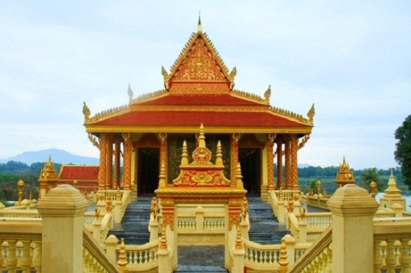 Toàn cảnh quần thể chùa Khmer