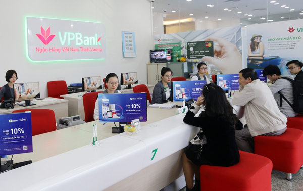 Số lượng khách sử dụng dịch vụ thanh toán trực tuyến VPBank tăng 11 lần trong 1 năm qua.
