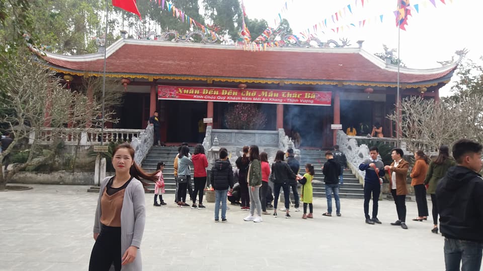 Đền Mẫu Thác Bà