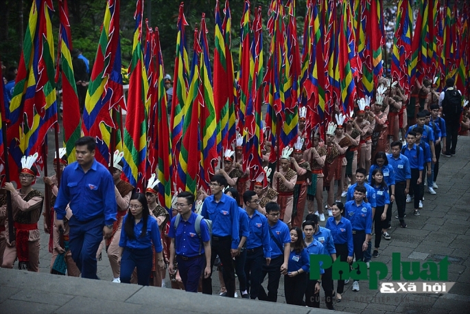 lanh dao dang nha nuoc dang huong tai le hoi den hung 2019
