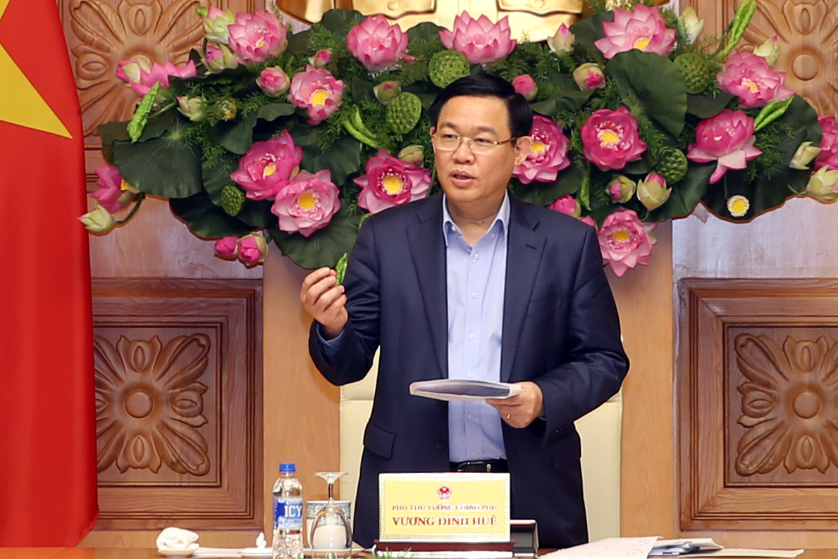 Phó Thủ tướng Vương Đình Huệ chủ trì cuộc họp xây dựng dự thảo Nghị quyết số 01/NQ-CP của Chính phủ. Ảnh: VGP/Thành Chung