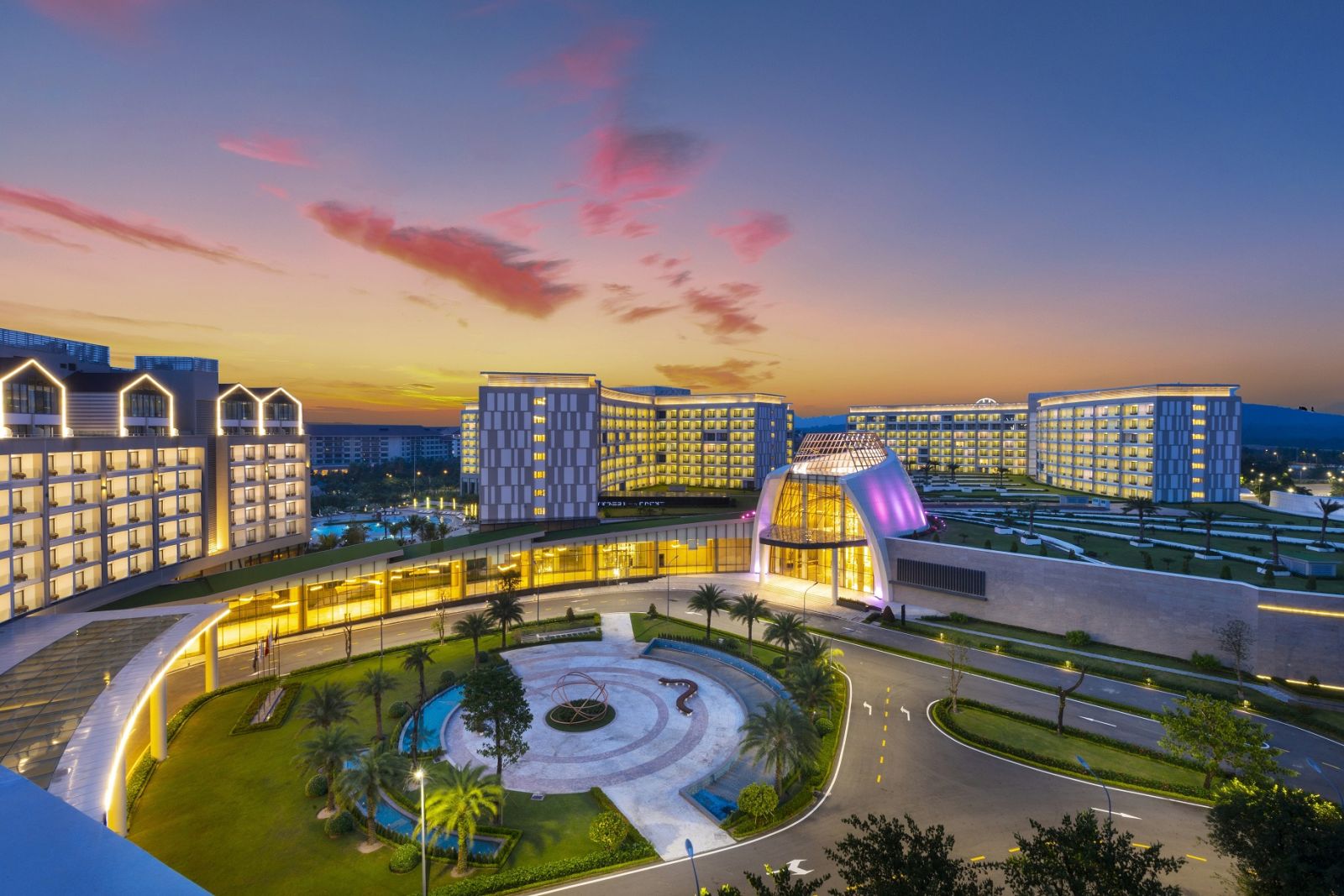 Sự xuất hiện của những thông tin về dự án casino Phú Quốc của Vingroup đã ngay lập tức khuấy động lại thị trường bất động sản nơi đây.