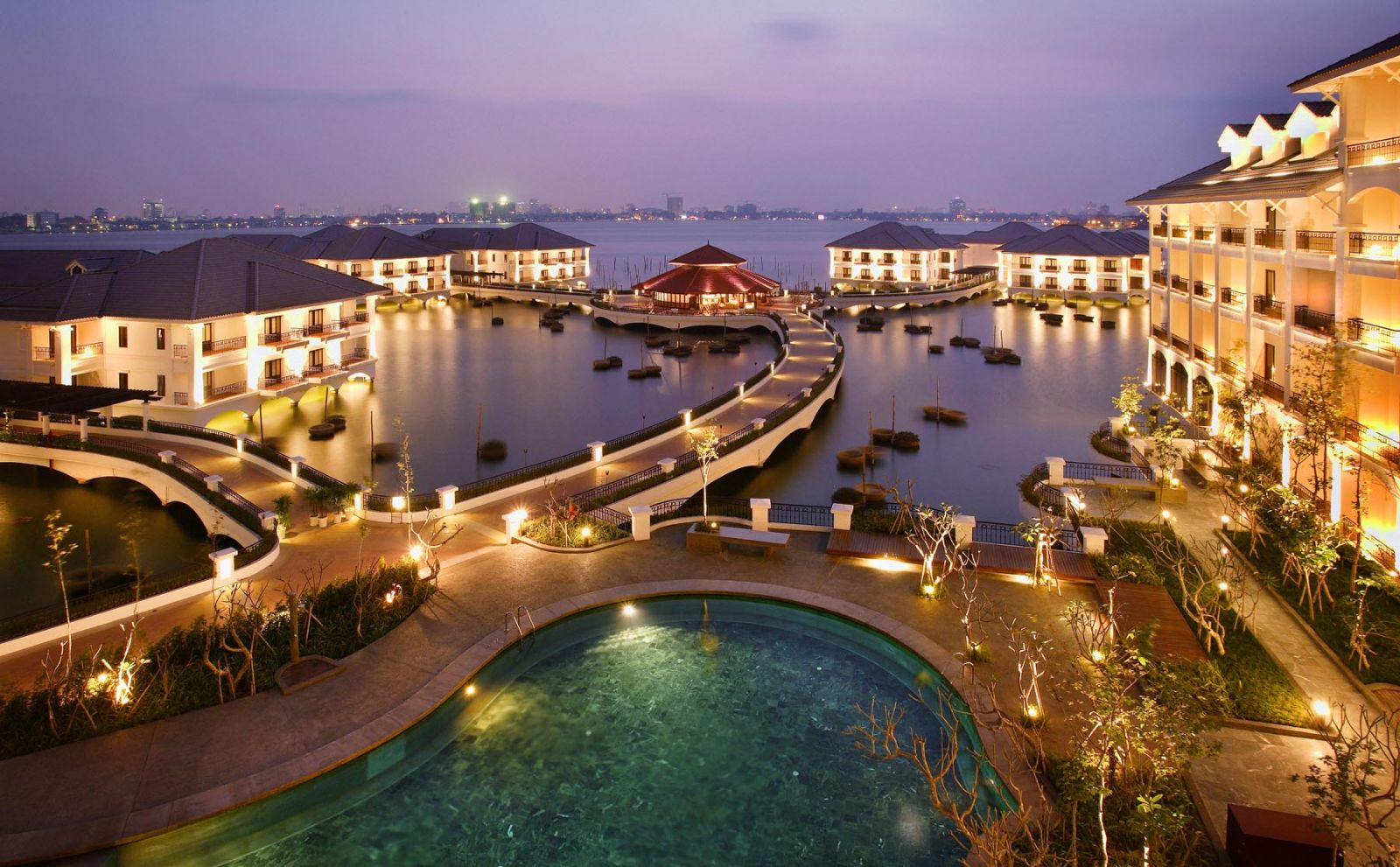 InterContinental Hanoi Westlake takes up thousands of square metres of West Lake's surface.