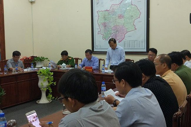 A view of a meeting on the implementation of BOT projects on April 4. Many firms have complained about the density of tollgates on some roads in Binh Phuoc Province. (Photo: Minh Nghia)