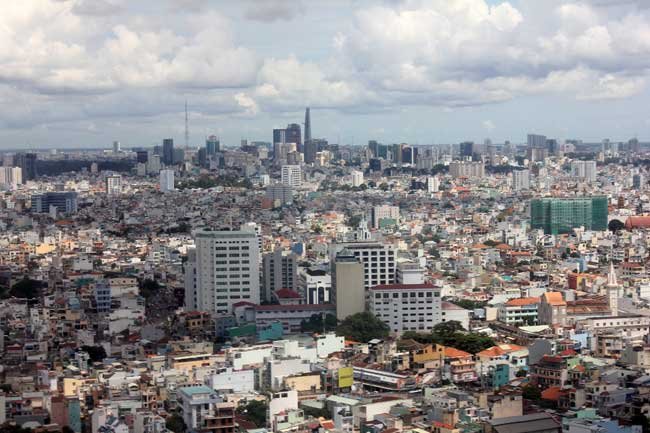 High-rise buildings are mushrooming in downtown HCMC. The State Bank of Vietnam has asked the relevant agencies and banks to have strict control over real estate credit. (Photo: Le Anh)