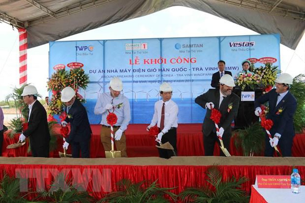 Groundbreaking ceremony of the new wind farm in Tra Vinh.