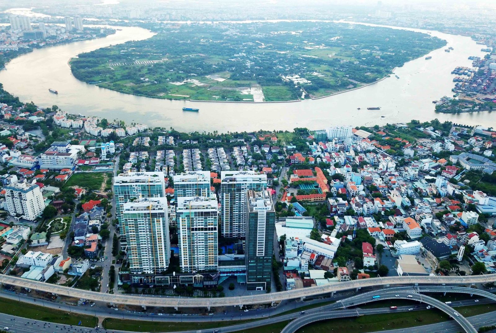 Eco-Smart City and Saigon Sports City are essential to turn Ho Chi Minh City into a smart city. (Photo: Le Toan)