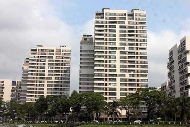 Condo buildings in HCMC. The HCMC Real Estate Association has proposed not allowing the investors of condo projects to manage the apartment maintenance fund. (Photo: Le Anh)