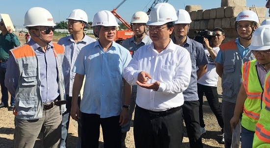 Vice Chairman of Hanoi People’s Committee Nguyen The Hung inspected the construction site of Line 3 of the city metro railway Nhon – Hanoi Railway Station.