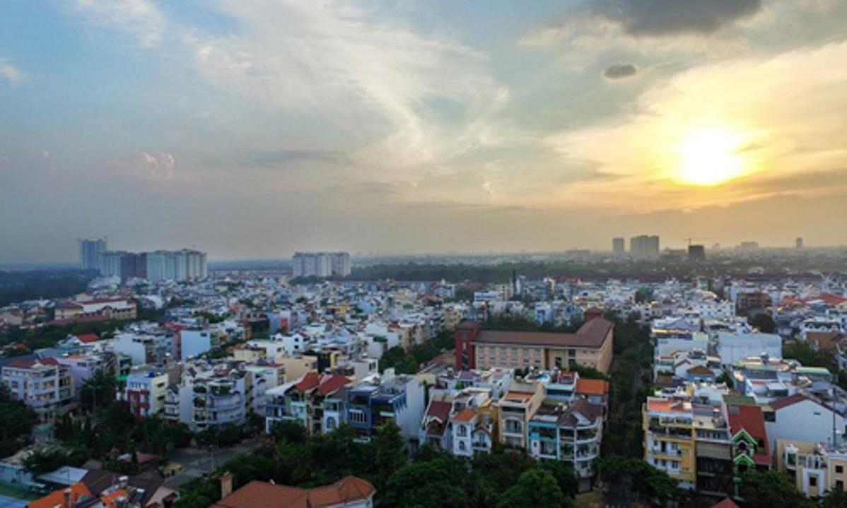 Real estate transaction volumes in Ho Chi Minh City (HCMC) in the first quarter of 2019 dropped 49 percent year-on-year.