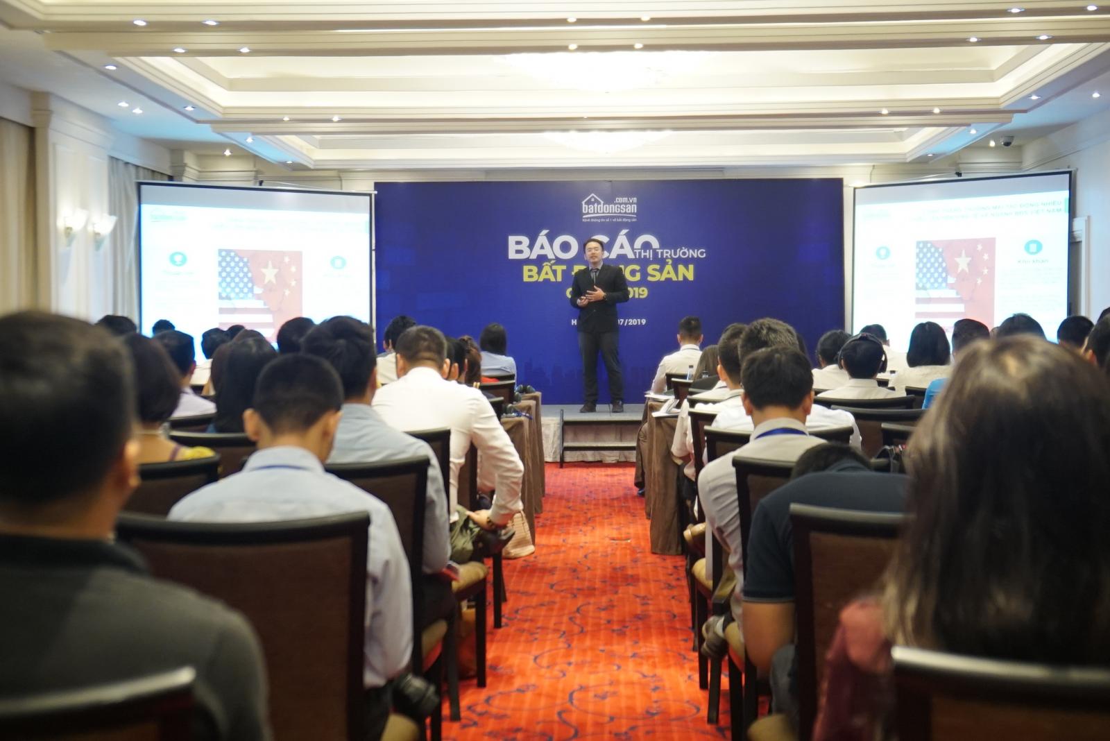 Mr. Nguyen Quoc Anh, Deputy Director of Batdongsan.com.vn, at the announcement event of our Real Estate Market Research Report Q2-2019.