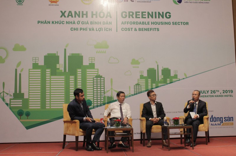Green building experts and real estate developers discuss the development of affordable green housing in Vietnam.