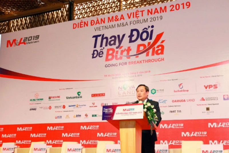 Deputy Minister of Planning and Investment Vu Dai Thang at the forum. (Source: VIR)