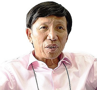 Dr. Phan Huu Thang.