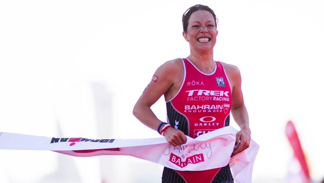 Holly Lawrence ở cuộc thi IRONMAN 70.3 Middle East Championship ở Bahrain tháng 11-2017.