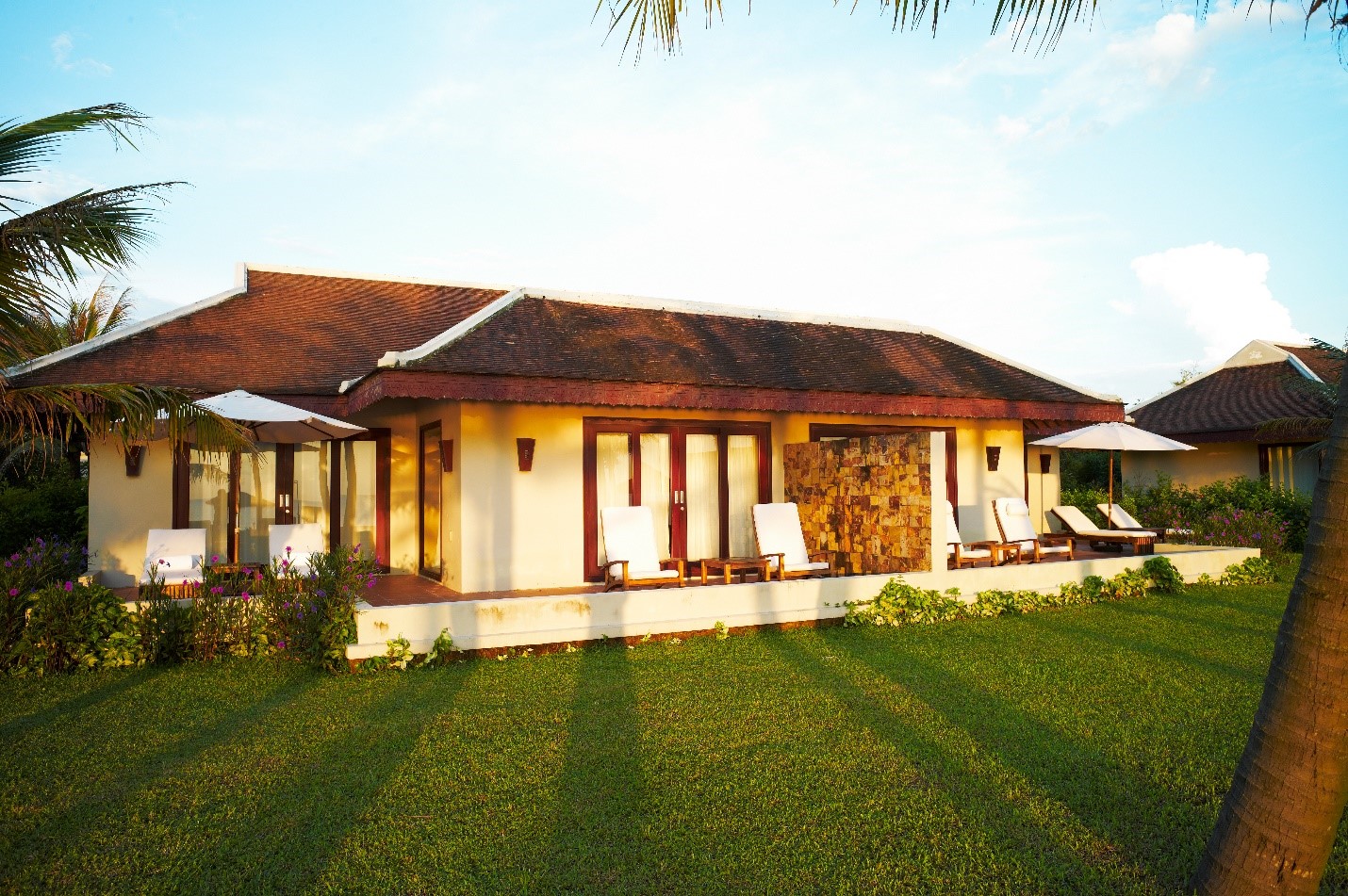Kiến trúc Ana Mandara Huế Beach Resort & Spa lấy cảm hứng từ cung đình Huế