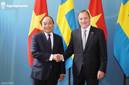 Thủ tướng Nguyễn Xuân Phúc và Thủ tướng Thụy Điển Stefan Löfven - Ảnh: VGP
