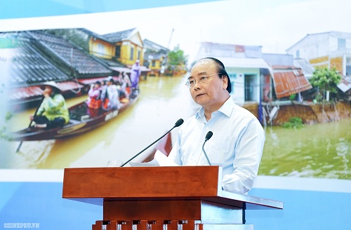 Thủ tướng Nguyễn Xuân Phúc phát biểu tại Hội nghị. Ảnh: VGP/Quang Hiếu