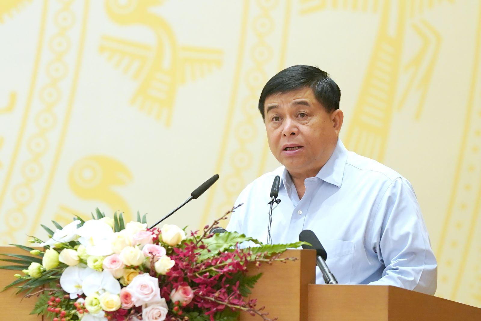 Bộ trưởng Nguyễn Chí Dũng phát biểu tại phiên họp. Ảnh: VGP/Quang Hiếu