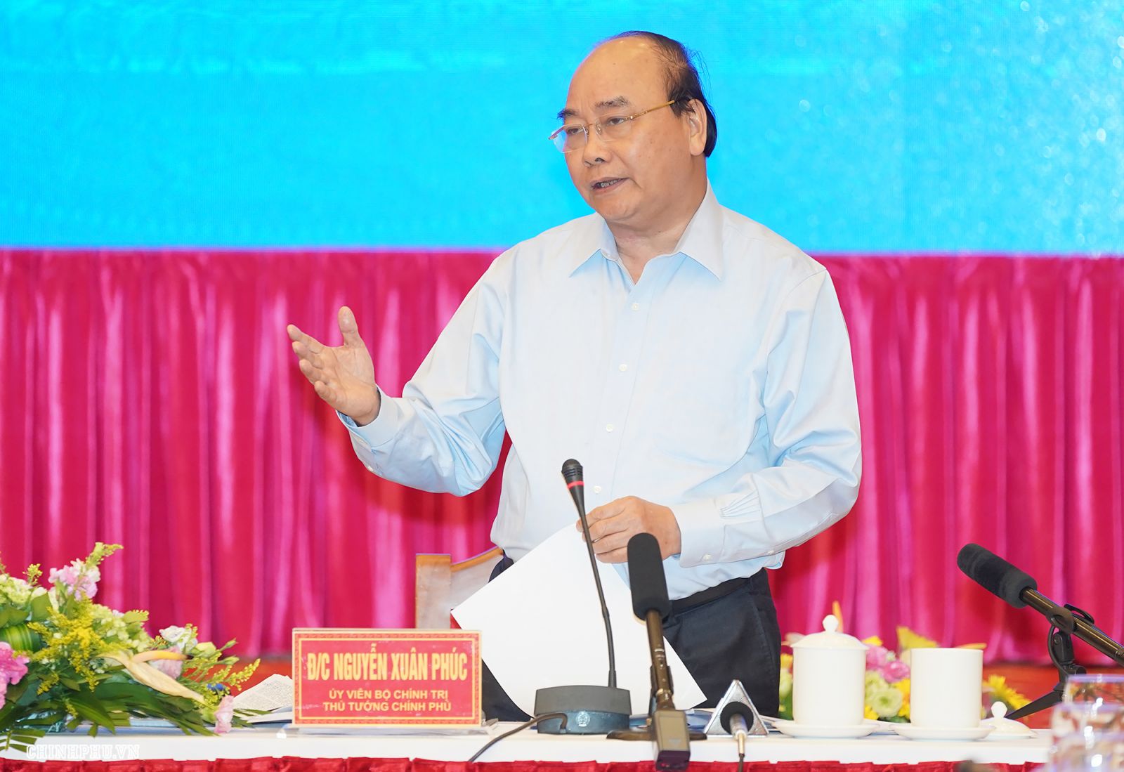 Thủ tướng Nguyễn Xuân Phúc phát biểu tại cuộc làm việc - Ảnh: VGP/Quang Hiếu