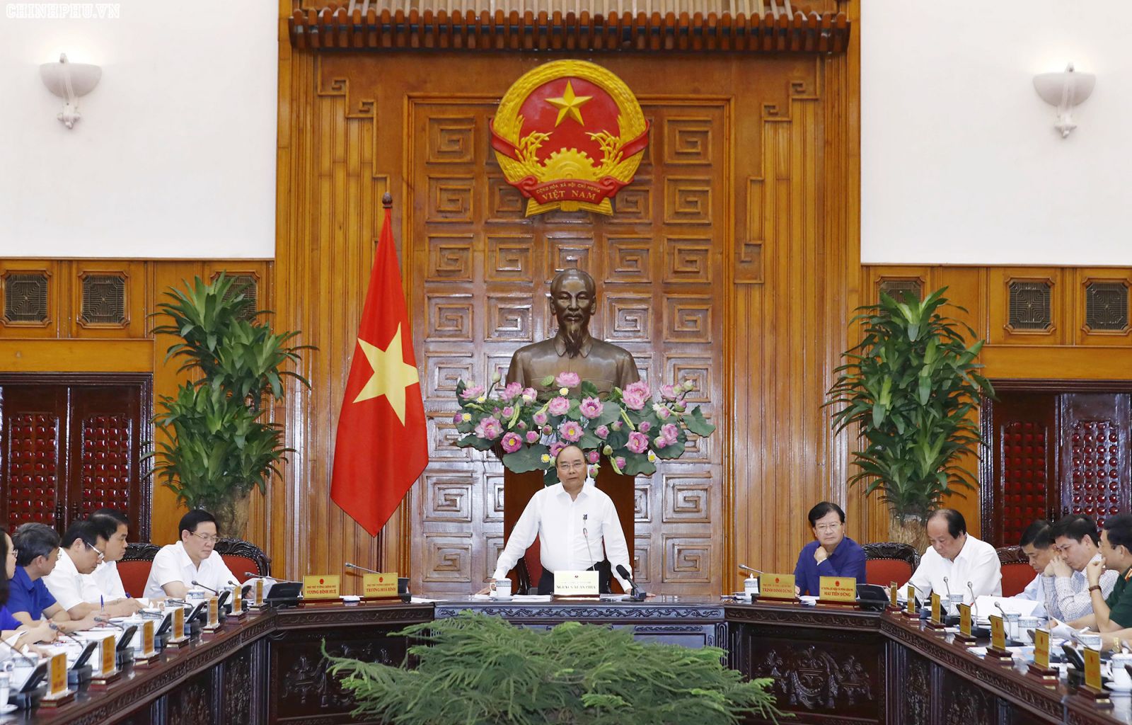 Thủ tướng Chính phủ Nguyễn Xuân Phúc phát biểu chỉ đạo tại Hội nghị. Ảnh: VGP/Quang Hiếu