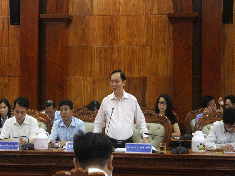Ông Đào Minh Tú, Phó Thống đốc Ngân hàng Nhà nước, cam kết đồng hành cùng doanh nghiệp thực hiện dự án.