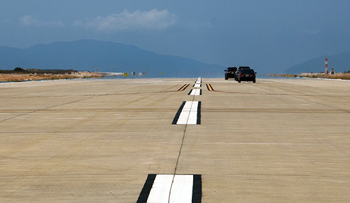 Đường băng số 2 sân bay quốc tế Cam Ranh dự kiến được khai thác trong tháng 5/2019.