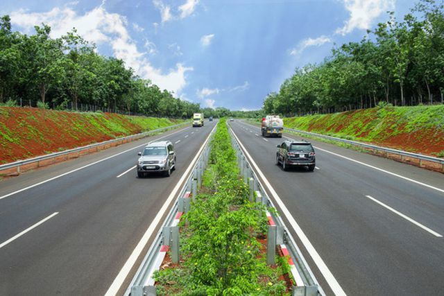 Dự án đường cao tốc Bắc - Nam sẽ áp dụng đấu thầu quốc tế. Trong ảnh: Tuyến cao tốc TP.HCM - Long Thành - Dầu Giây (Ảnh: VEC)