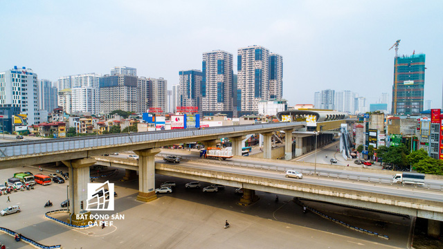 Đoạn nút giao Nguyễn Trãi - Vành Đai 3. Nhằm nâng cao hiệu quả khai thác của tuyến ĐSĐT đầu tiên này, sở GTVT Hà Nội đã khảo sát và lên phương án kết nối các phương tiện vận tải hành khách công cộng hiện có.