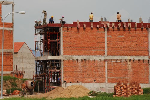 Giá vật liệu xây dựng tăng mạnh ảnh hưởng lớn đến chi phí xây dựng các công trình dân dụng Ảnh: Tấn Thạnh